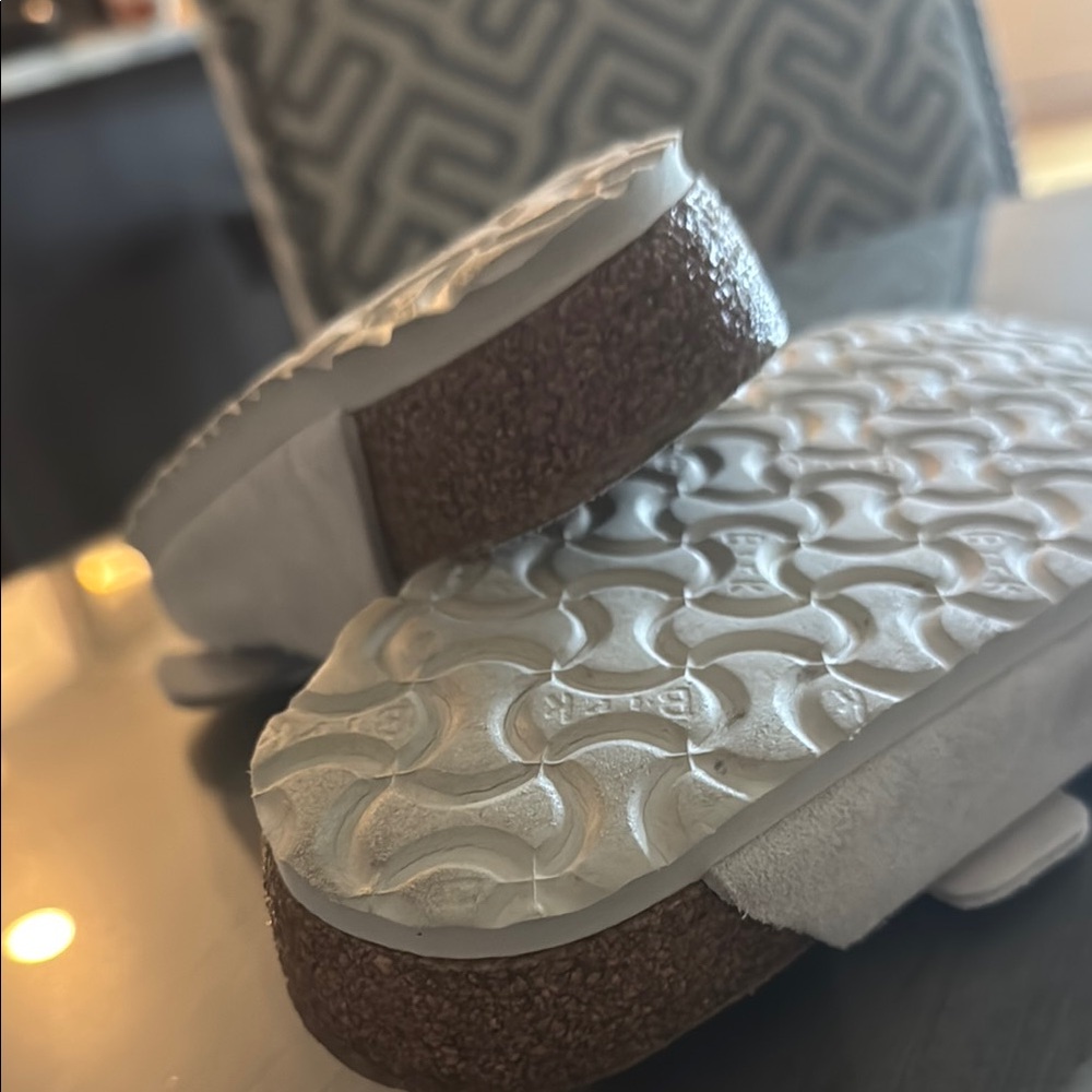 Birkenstock Ecru Arizona Suede and Leather Sandals - Picture 5 of 5